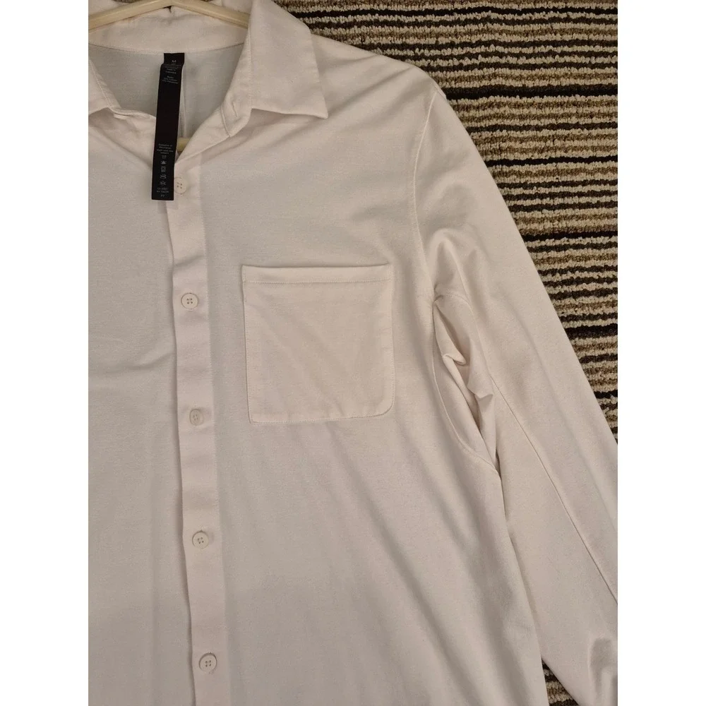 Lululemon Mens White Beige Pique Knit Long Sleeve Button Down Shirt Size M‎